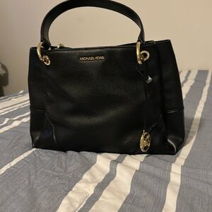 Medium sized Michael Kors purse